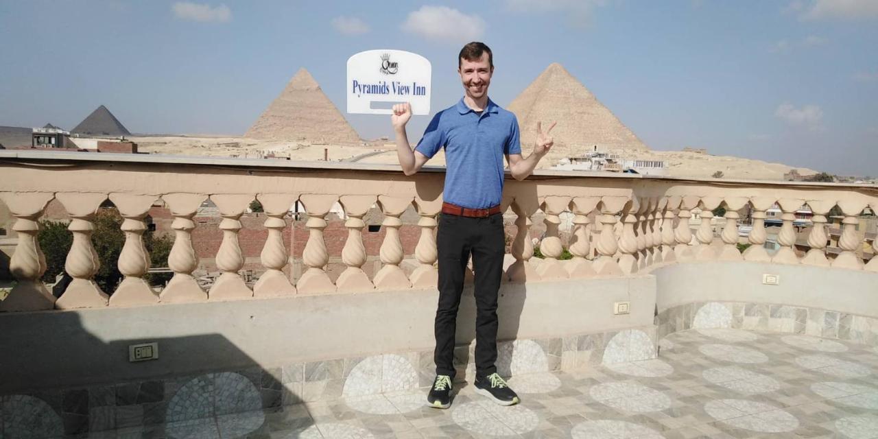 Queen Pyramids View Inn Kafret el-Gabal Exterior foto